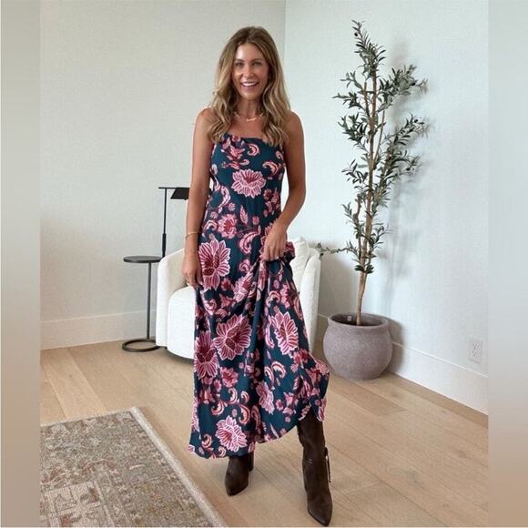 FARM Rio Dresses & Skirts - Farm Rio Flower Delicacy Paisley Slipdress